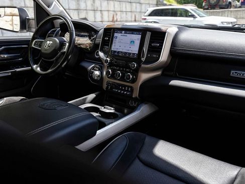 Used 2022 RAM 1500 Laramie AWD/4WD image 32