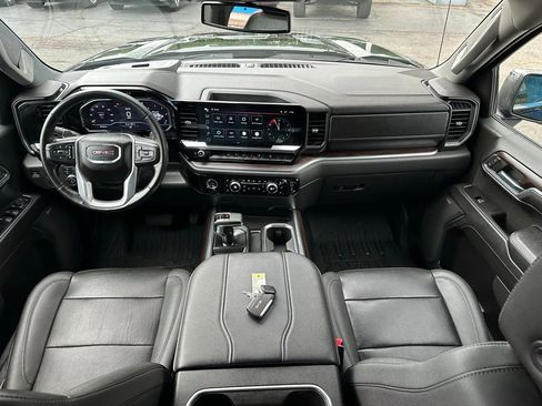 Used 2023 GMC Sierra 1500 SLT AWD/4WD image 19