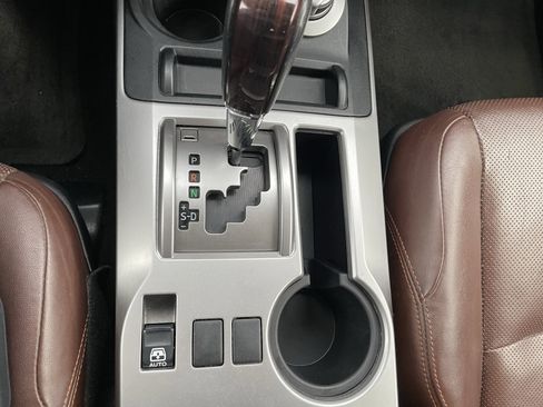 Used 2015 Toyota 4Runner Limited image 25