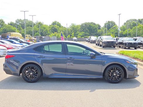 Used 2026 Toyota Camry SE FWD image 2