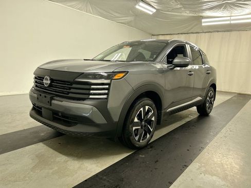 New 2025 Nissan Kicks SV w/ SV Premium Package image 4