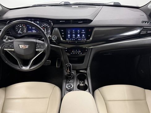 Used 2021 Cadillac XT6 Sport image 14