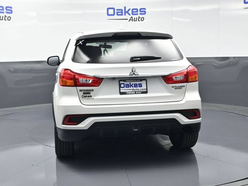 Used 2019 Mitsubishi Outlander Sport LE AWD/4WD image 6