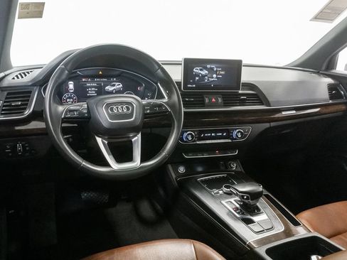 Used 2020 Audi Q5 2.0T Premium Plus w/ Premium Plus Package AWD/4WD image 7
