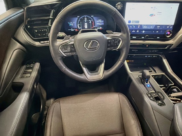 Certified 2024 Lexus TX 350 AWD w/ Captains Chair Package image 24