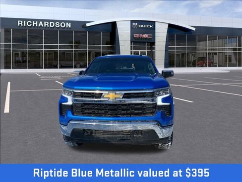 Used 2025 Chevrolet Silverado 1500 LT image 4