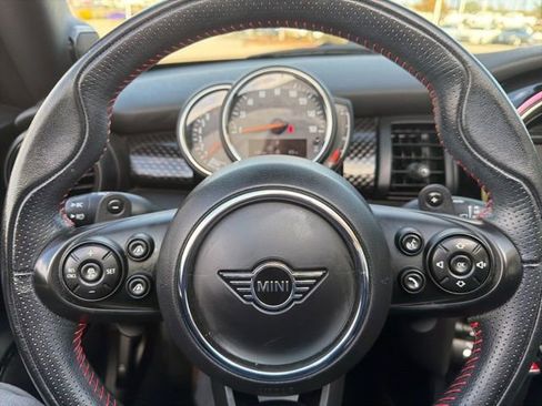 Used 2019 MINI Cooper S image 14