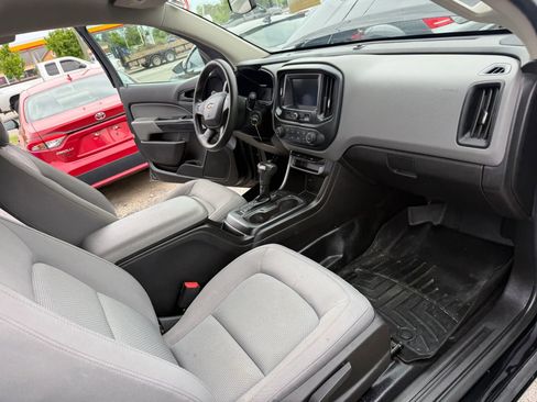 Used 2018 Chevrolet Colorado W/T RWD image 20