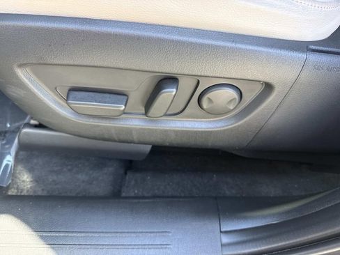 Certified 2025 MAZDA CX-90 3.3 Turbo w/ Preferred Package image 31