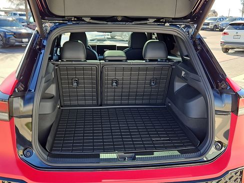 New 2026 Volkswagen Tiguan SE R-Line image 7