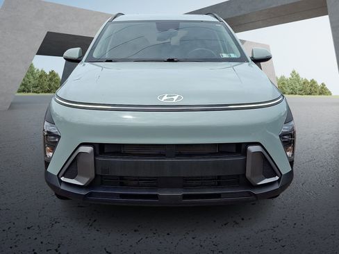 Used 2024 Hyundai Kona SEL AWD/4WD image 2