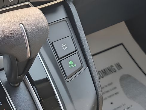 Used 2022 Honda CR-V LX image 22