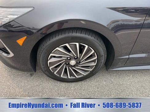 Used 2023 Hyundai Sonata SEL w/ Cargo Package FWD image 11