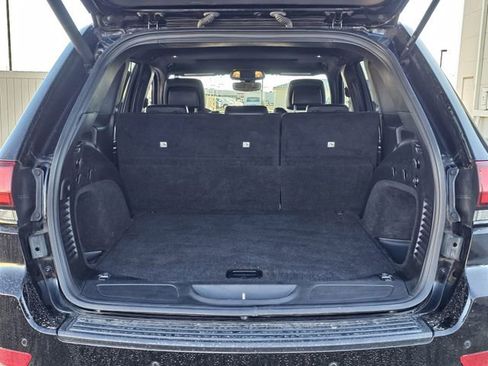Used 2020 Jeep Grand Cherokee Altitude image 29