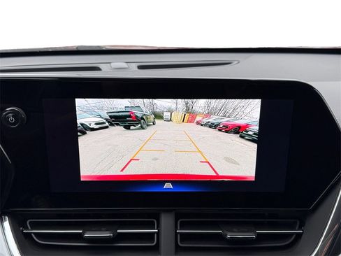 New 2026 Chevrolet Trax LT w/ Sunroof Package image 15