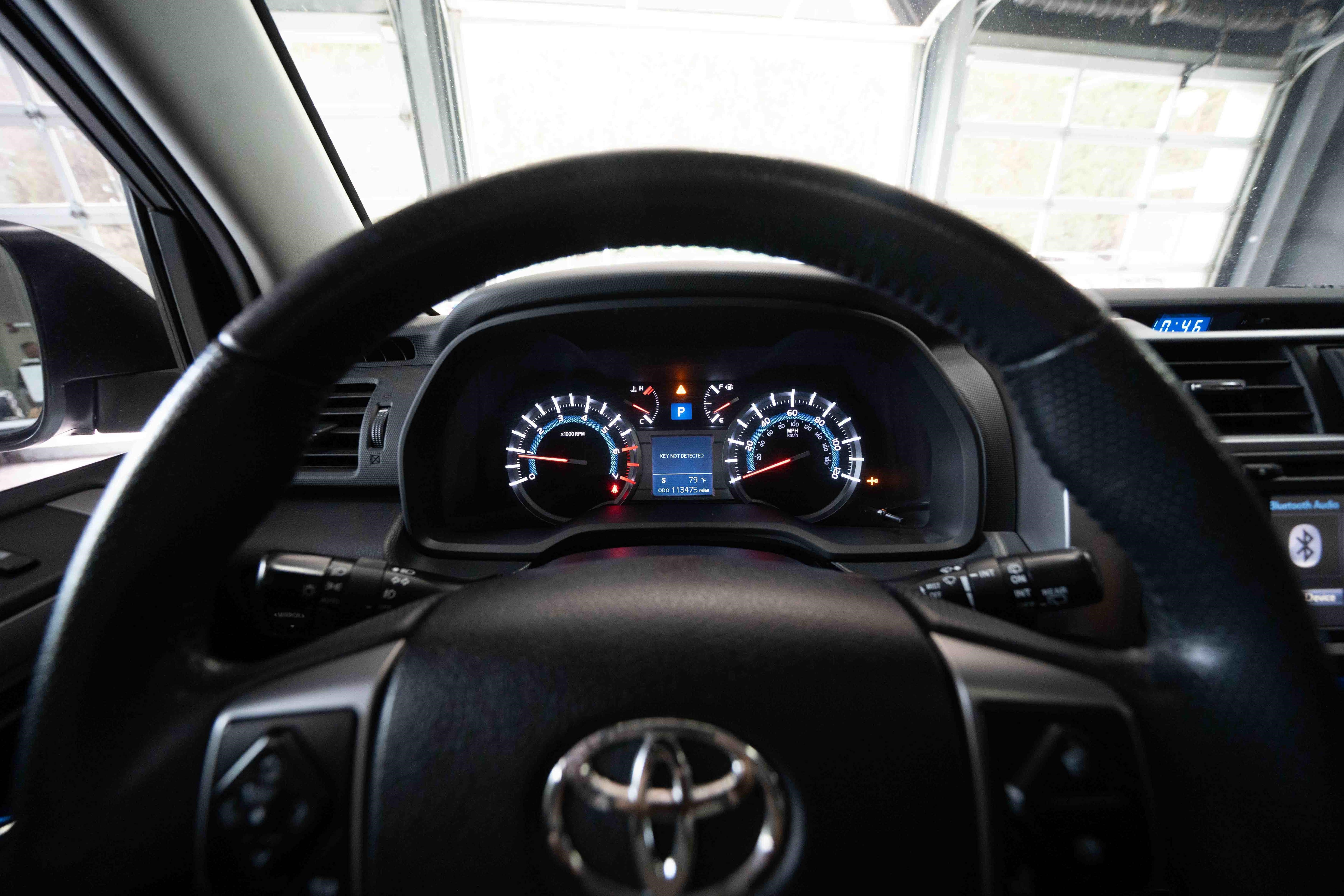 Used 2015 Toyota 4Runner Limited AWD/4WD image 15