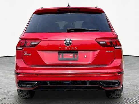 Used 2024 Volkswagen Tiguan SE R-Line image 6