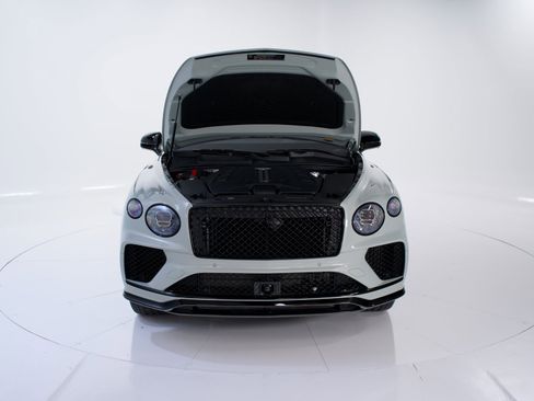 Certified 2025 Bentley Bentayga image 48