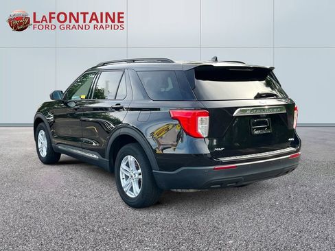 Certified 2023 Ford Explorer XLT AWD/4WD image 5