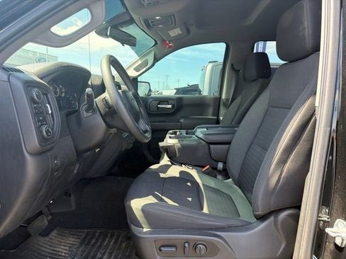 Used 2022 Chevrolet Silverado 1500 Custom Trail Boss w/ Safety Confidence Package AWD/4WD image 17