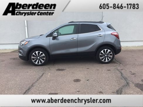 Used 2019 Buick Encore Essence AWD/4WD image 1