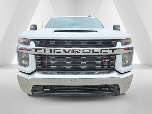 Used 2023 Chevrolet Silverado 2500 LT AWD/4WD image 2