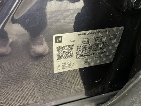 Used 2019 GMC Acadia SLE image 31