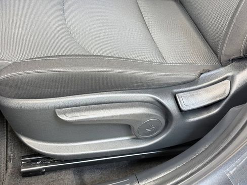 Used 2024 Kia Forte LXS w/ LXS Technology Package FWD image 12