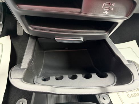 New 2026 Chrysler Pacifica Select image 32