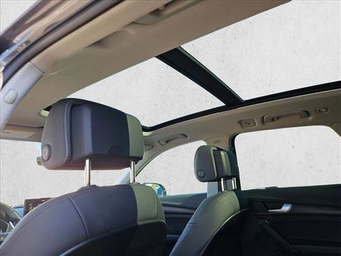 Used 2022 Audi Q5 2.0T Premium image 23