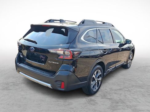 Used 2022 Subaru Outback Limited AWD/4WD image 5