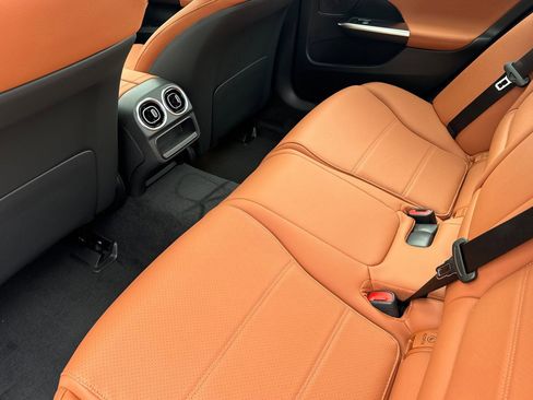 New 2026 Mercedes-Benz C 300 4MATIC Sedan image 22