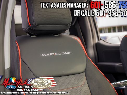 New 2026 Ford F250 Lariat w/ Black Appearance Package image 50