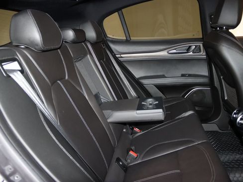 Used 2022 Alfa Romeo Stelvio Ti image 67