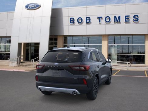 New 2026 Ford Escape SE image 10