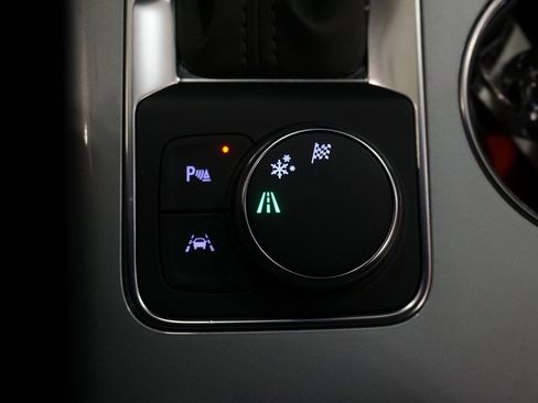 Certified 2024 Chevrolet Blazer LT w/ Midnight/Sport Edition image 16