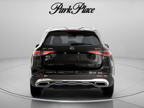 Used 2026 Mercedes-Benz GLC 300 4MATIC image 17