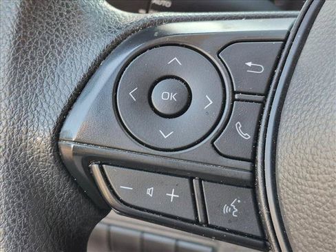 Used 2024 Toyota Corolla LE FWD image 10