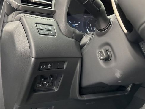 New 2026 Lexus LX 600 4WD w/ Luxury Package image 36