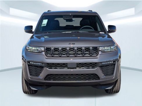 New 2026 Jeep Grand Cherokee Limited w/ Limited Altitude Package RWD image 11