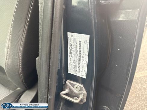Used 2019 Ford Escape SE AWD/4WD image 17