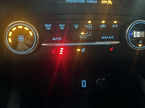 Used 2020 Ford Escape SEL AWD/4WD image 34