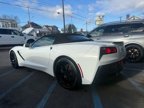 Used 2015 Chevrolet Corvette Stingray Convertible image 12