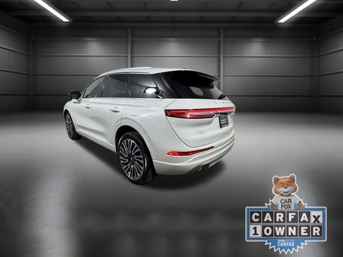 Certified 2022 Lincoln Corsair AWD w/ Premium Package image 5