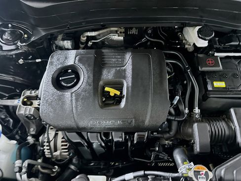 Used 2025 Kia Seltos S image 32