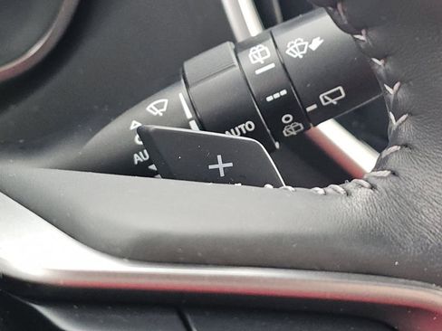 Used 2023 Subaru Ascent Touring image 22