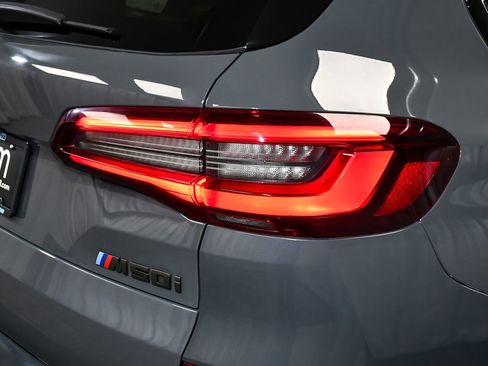 Used 2021 BMW X5 M50i w/ Premium Package AWD/4WD image 89