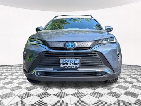 Used 2021 Toyota Venza XLE w/ Softex Package AWD/4WD image 17