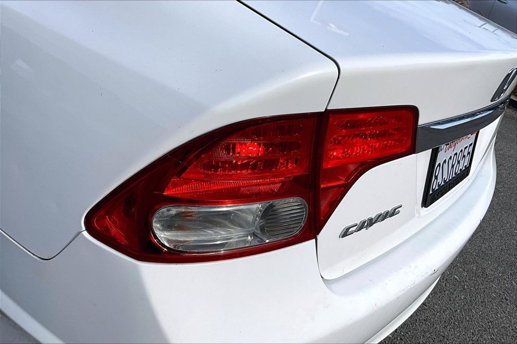 Used 2010 Honda Civic LX image 23