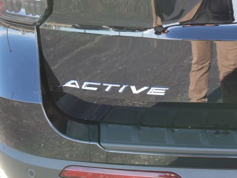 New 2026 Ford Explorer Active image 3